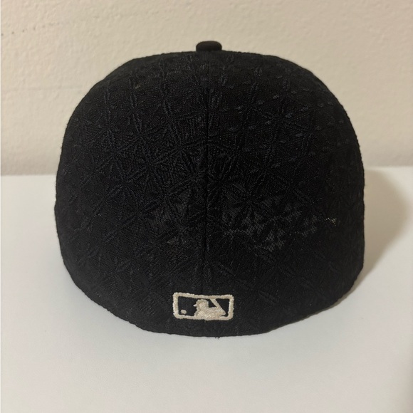 New Era Oakland A’s 59FIFTY Fitted Hat Black Mesh Panels Size 7 3/8 - Picture 3 of 12